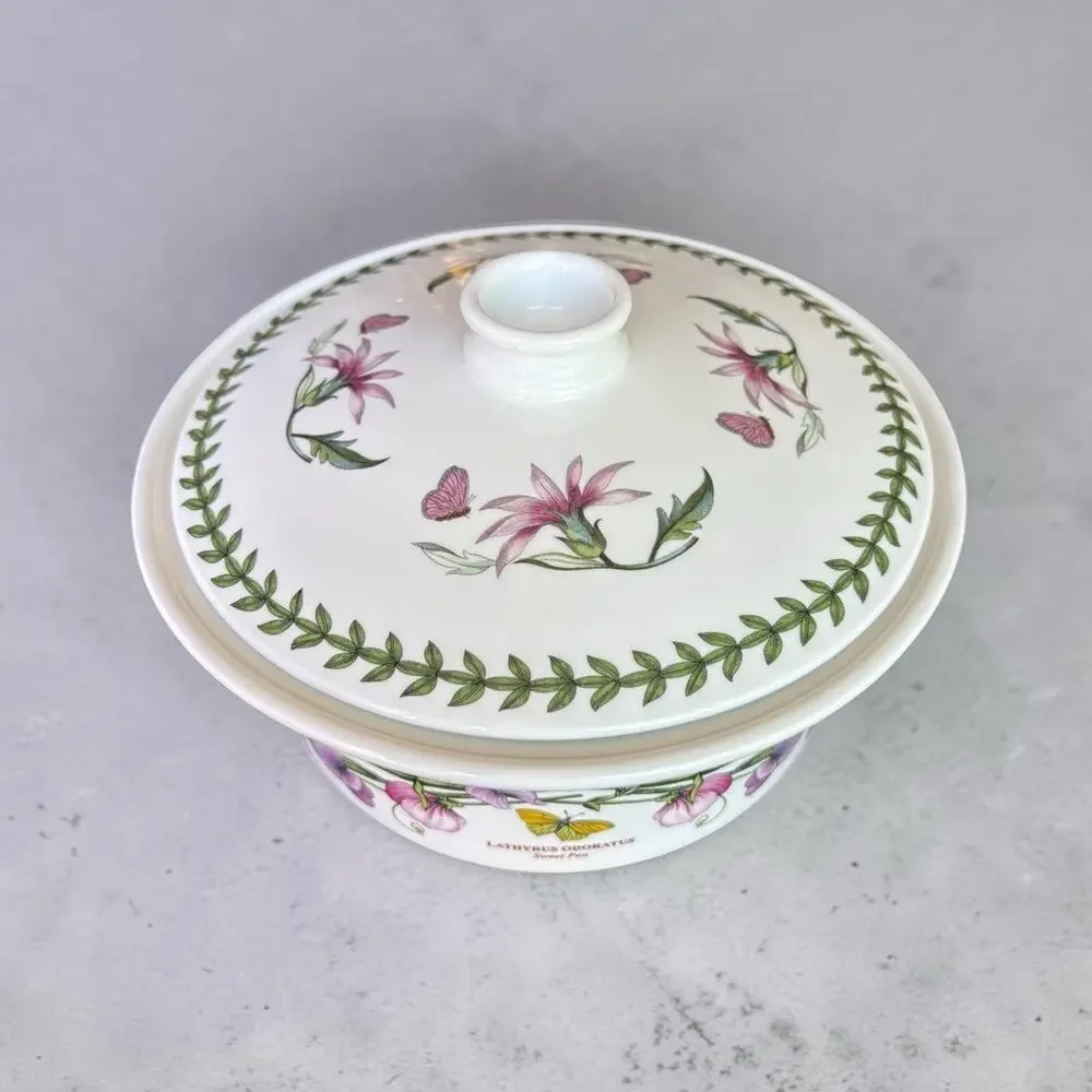 Portmeirion Botanic Garden Covered Casserole Dish 1.7L 3pt w Lid Butterfly